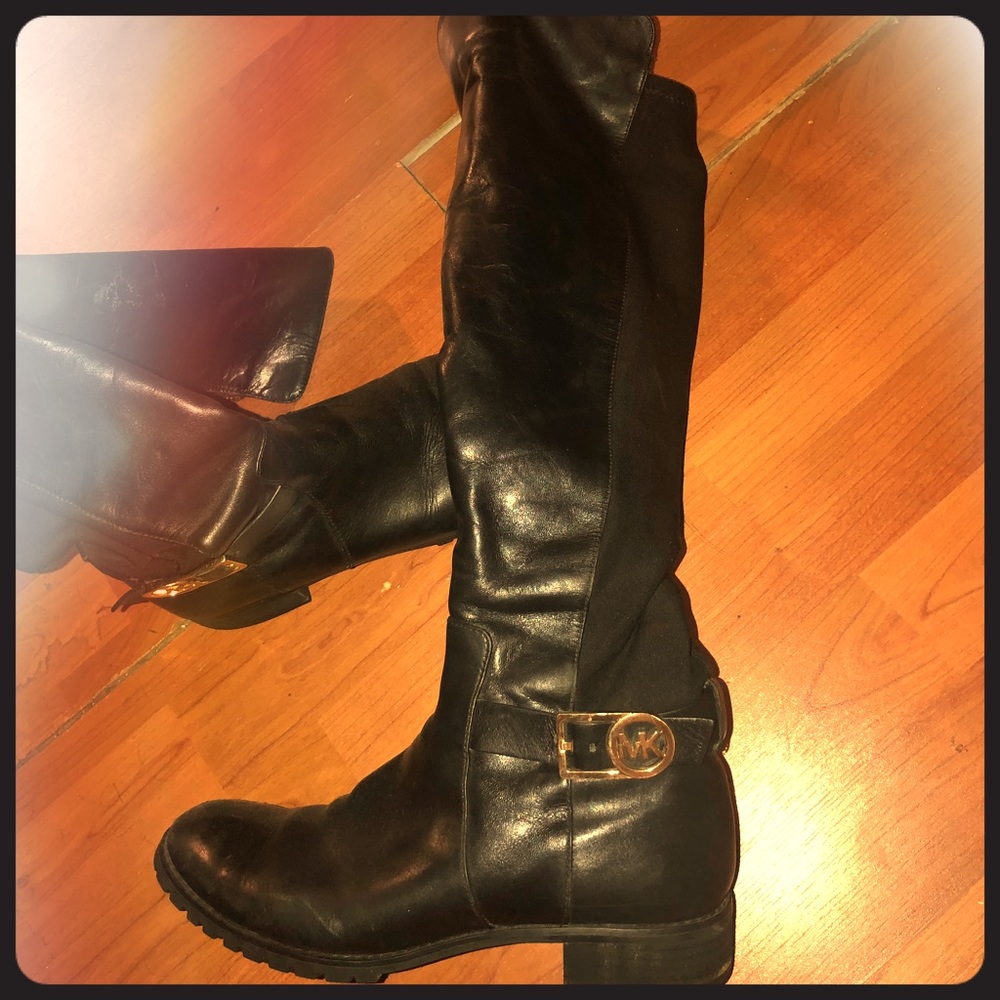 Black boots (Michael Kors)